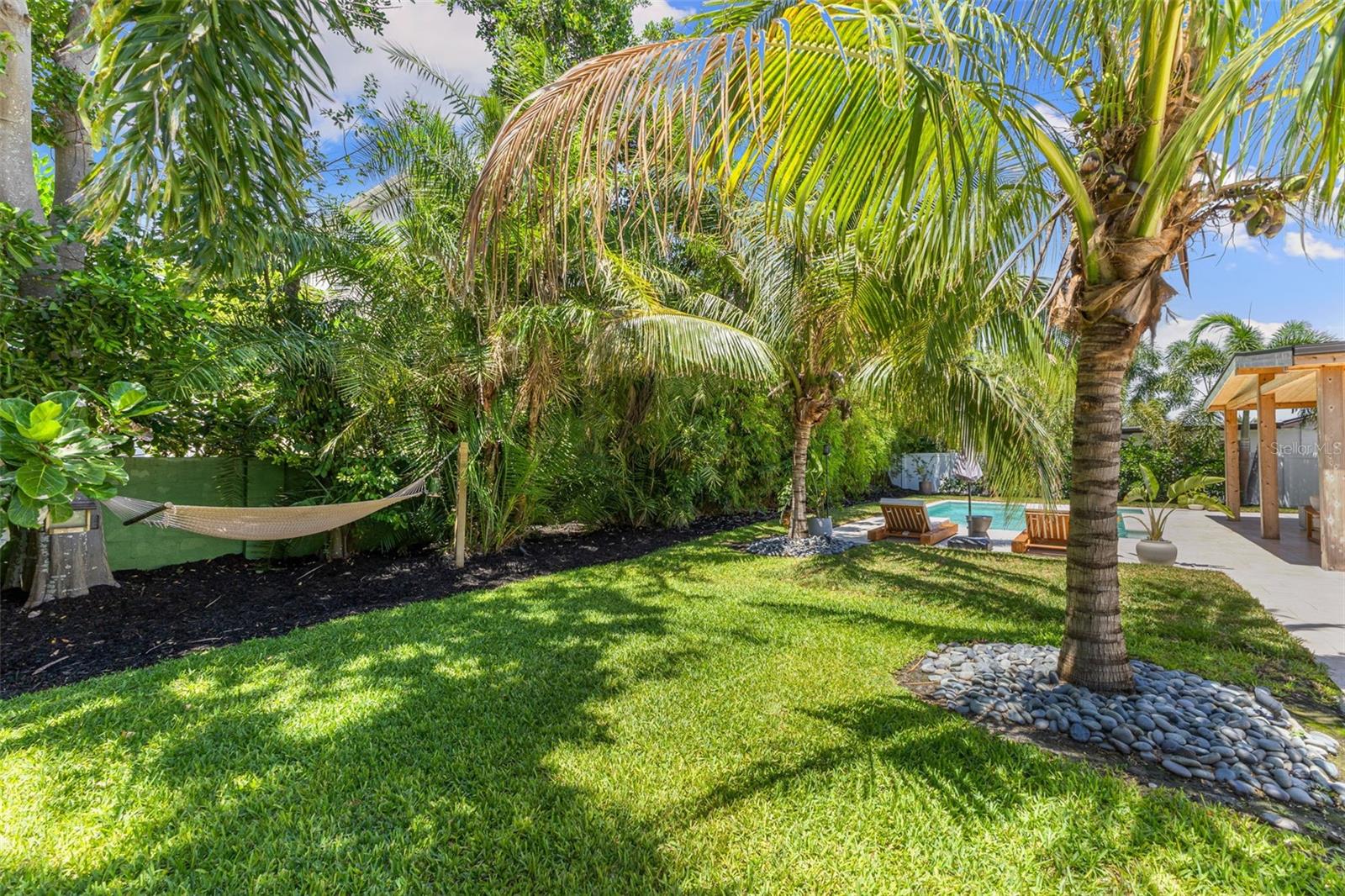 4618 BAYSHORE BLVD NE