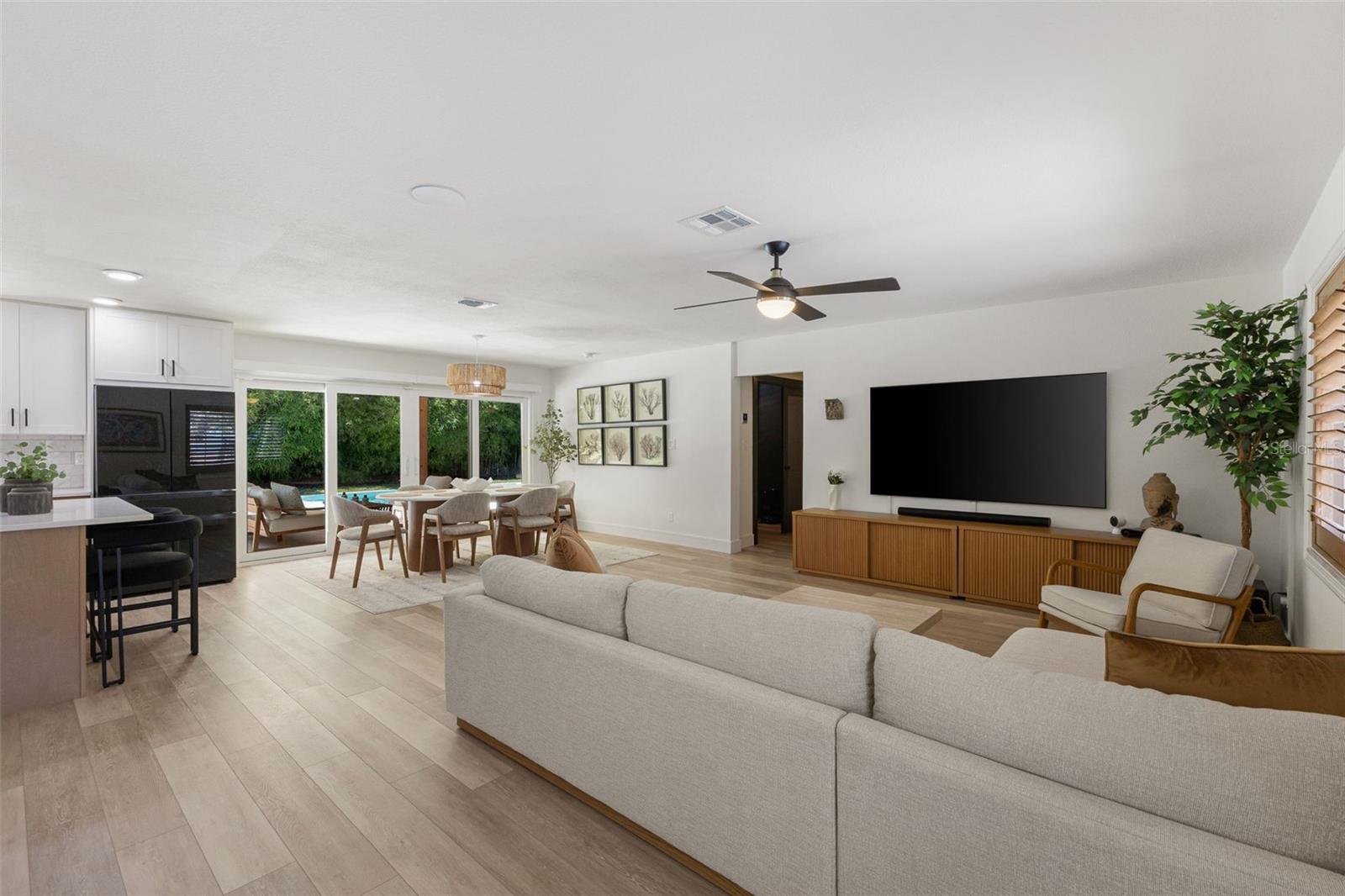 4618 BAYSHORE BLVD NE