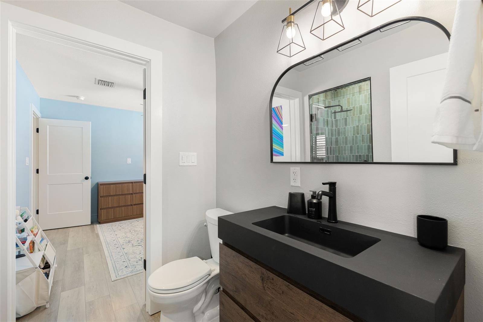 4618 BAYSHORE BLVD NE