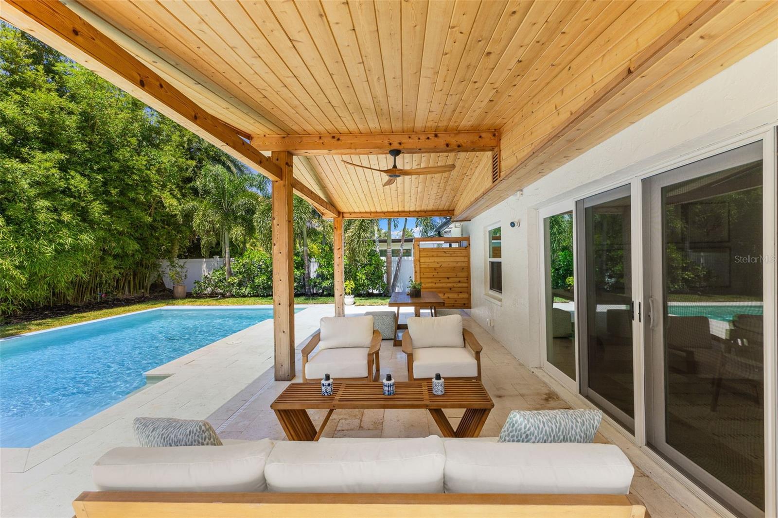 4618 BAYSHORE BLVD NE