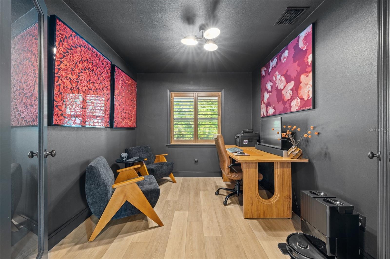 4618 BAYSHORE BLVD NE