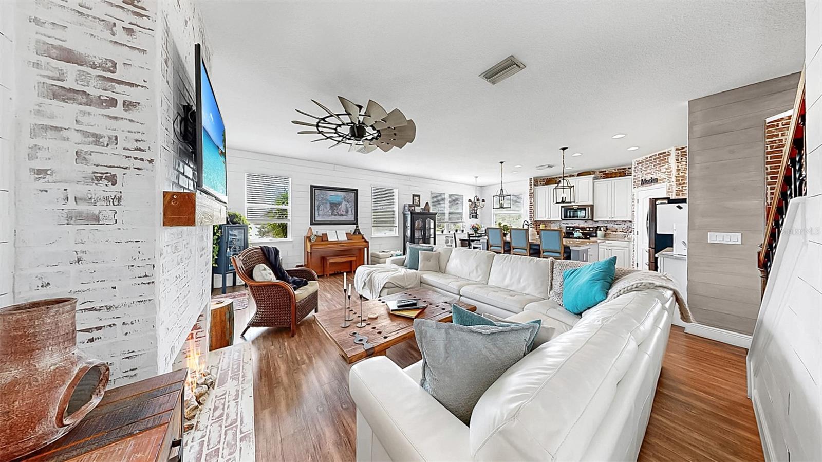 5040 INSHORE LANDING DR