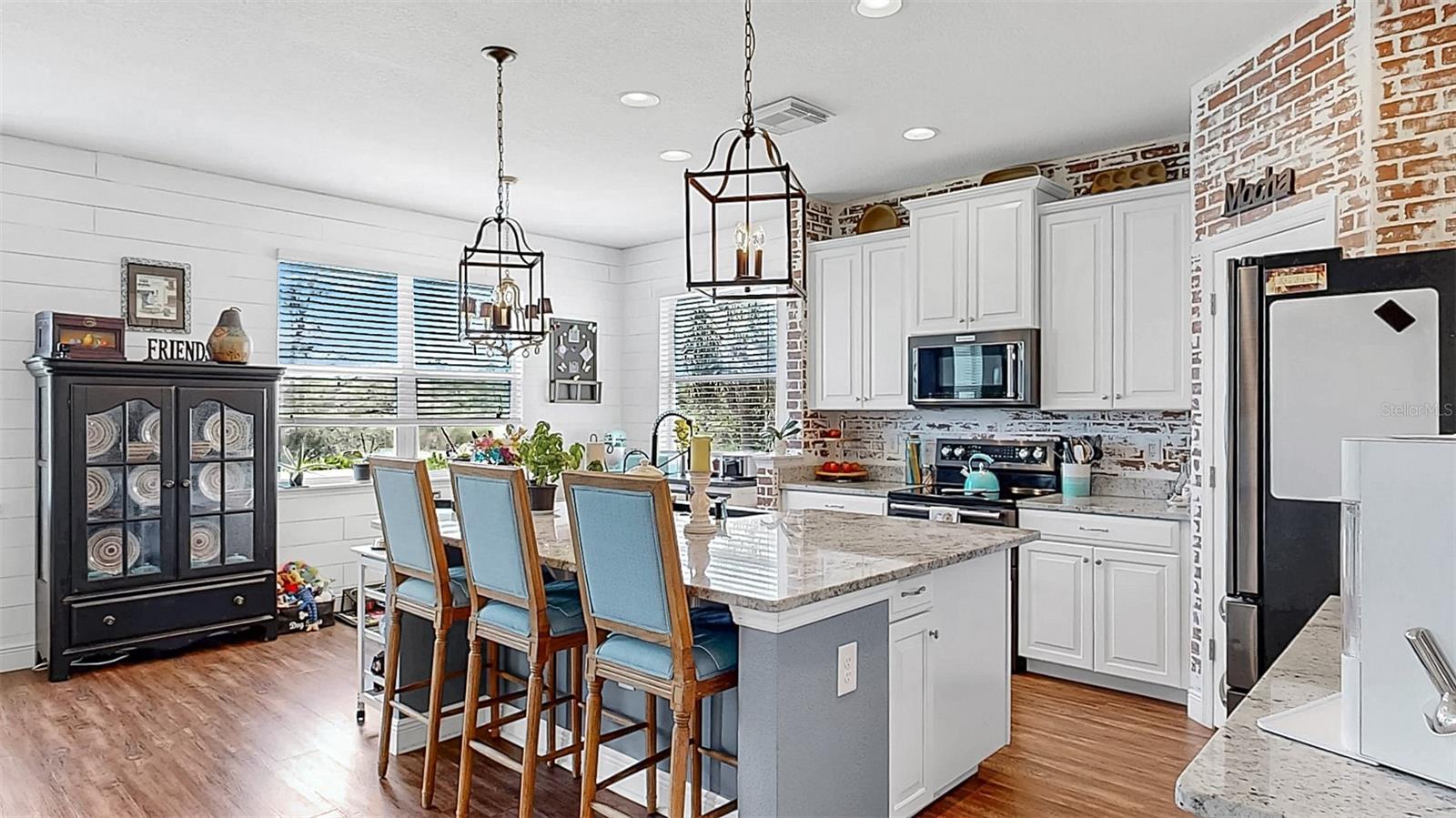 5040 INSHORE LANDING DR