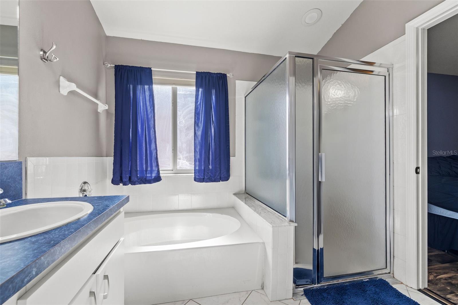 8840 CYPRESS HAMMOCK DR