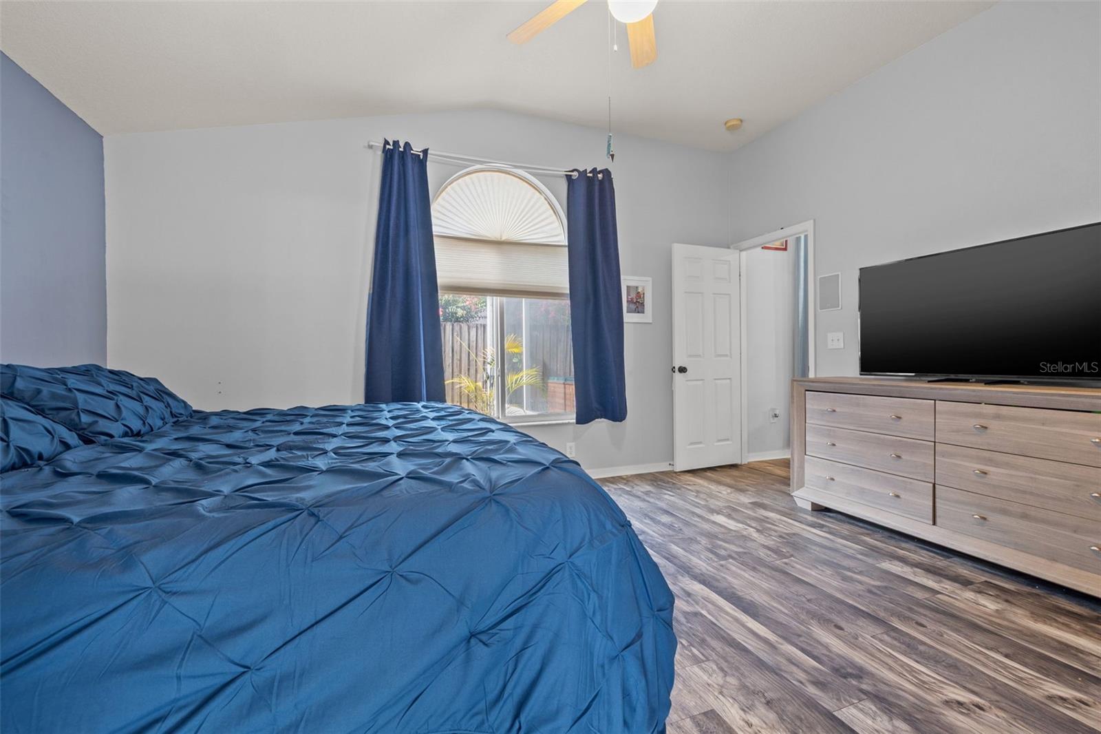 8840 CYPRESS HAMMOCK DR