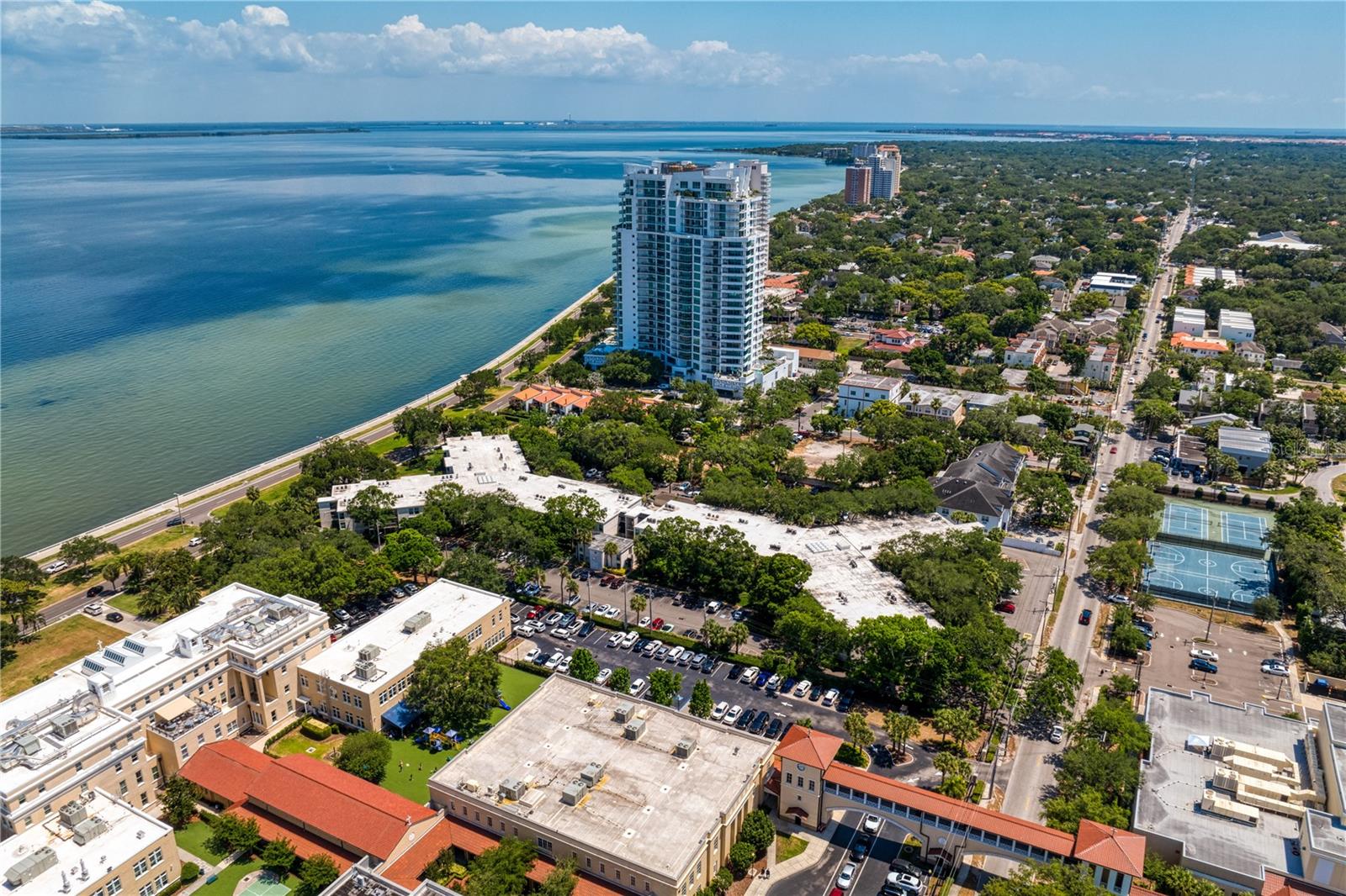 3325 BAYSHORE BLVD #E14