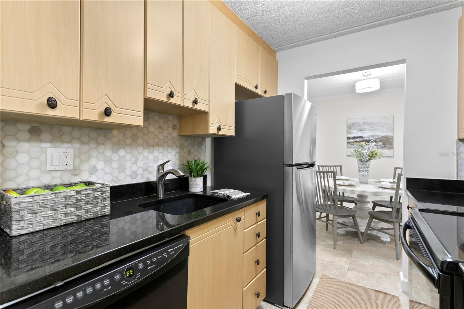 3325 BAYSHORE BLVD #E14