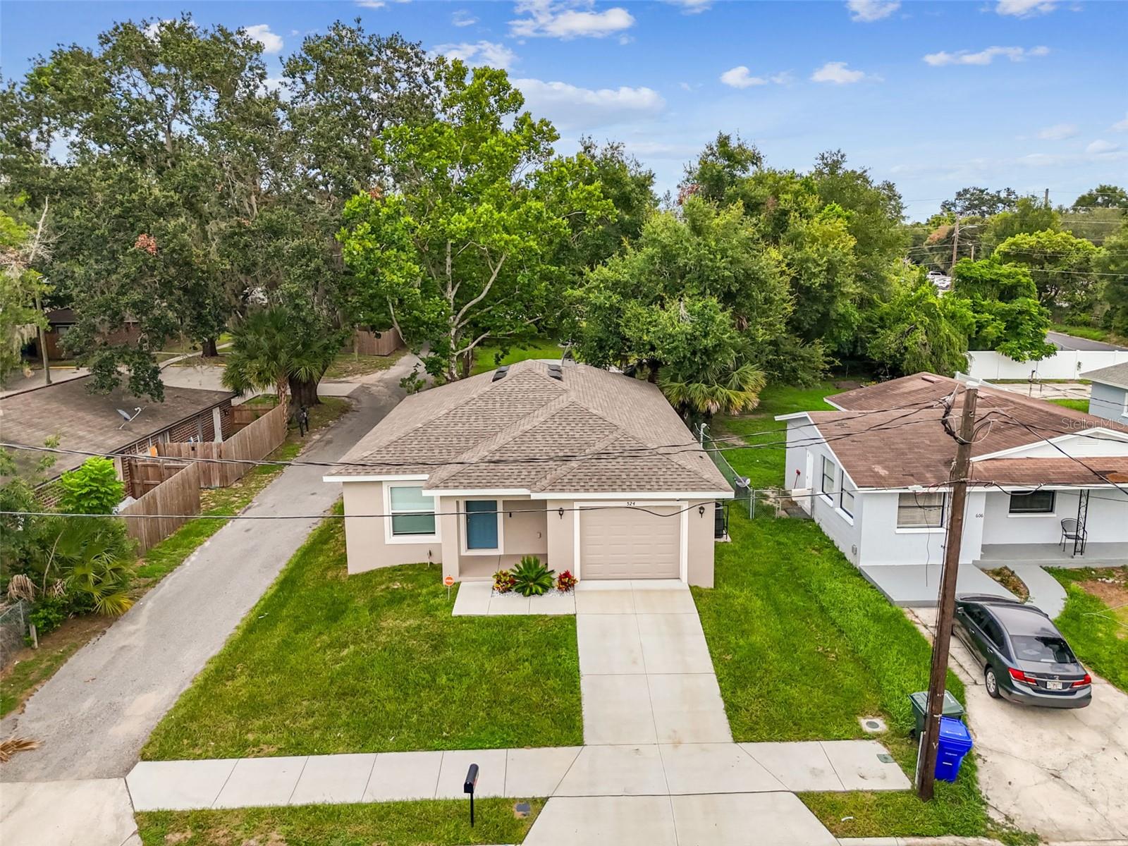 524 CARROLL AVE