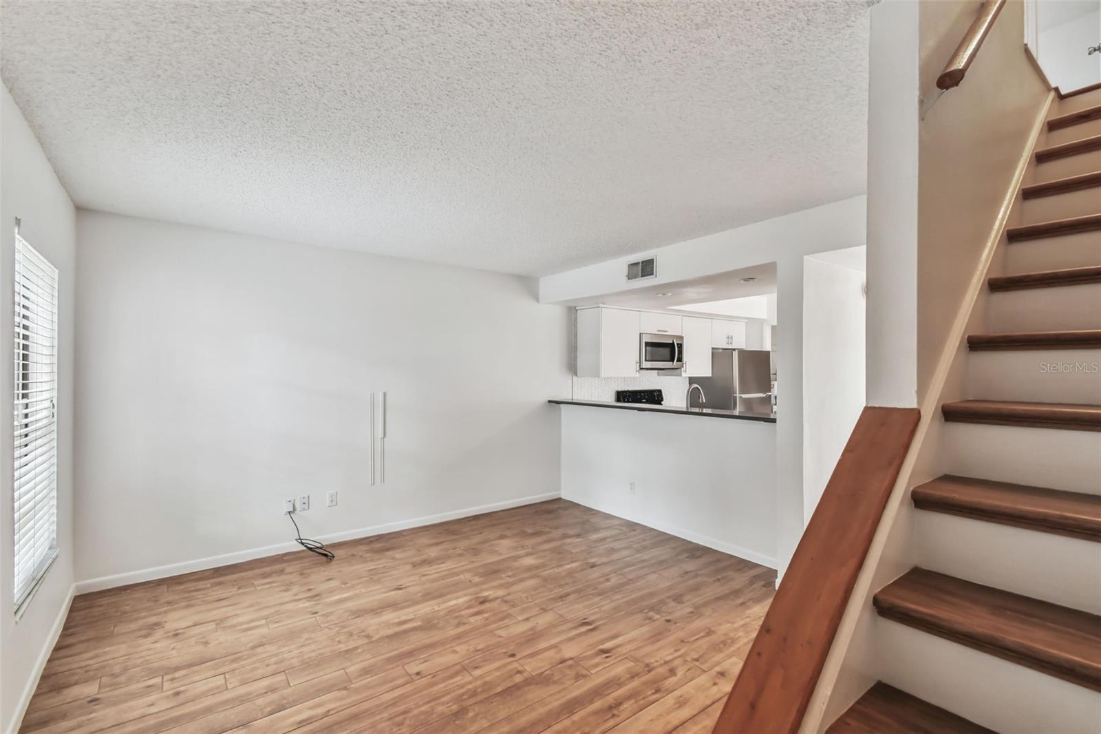 310 S DELAWARE AVE #F