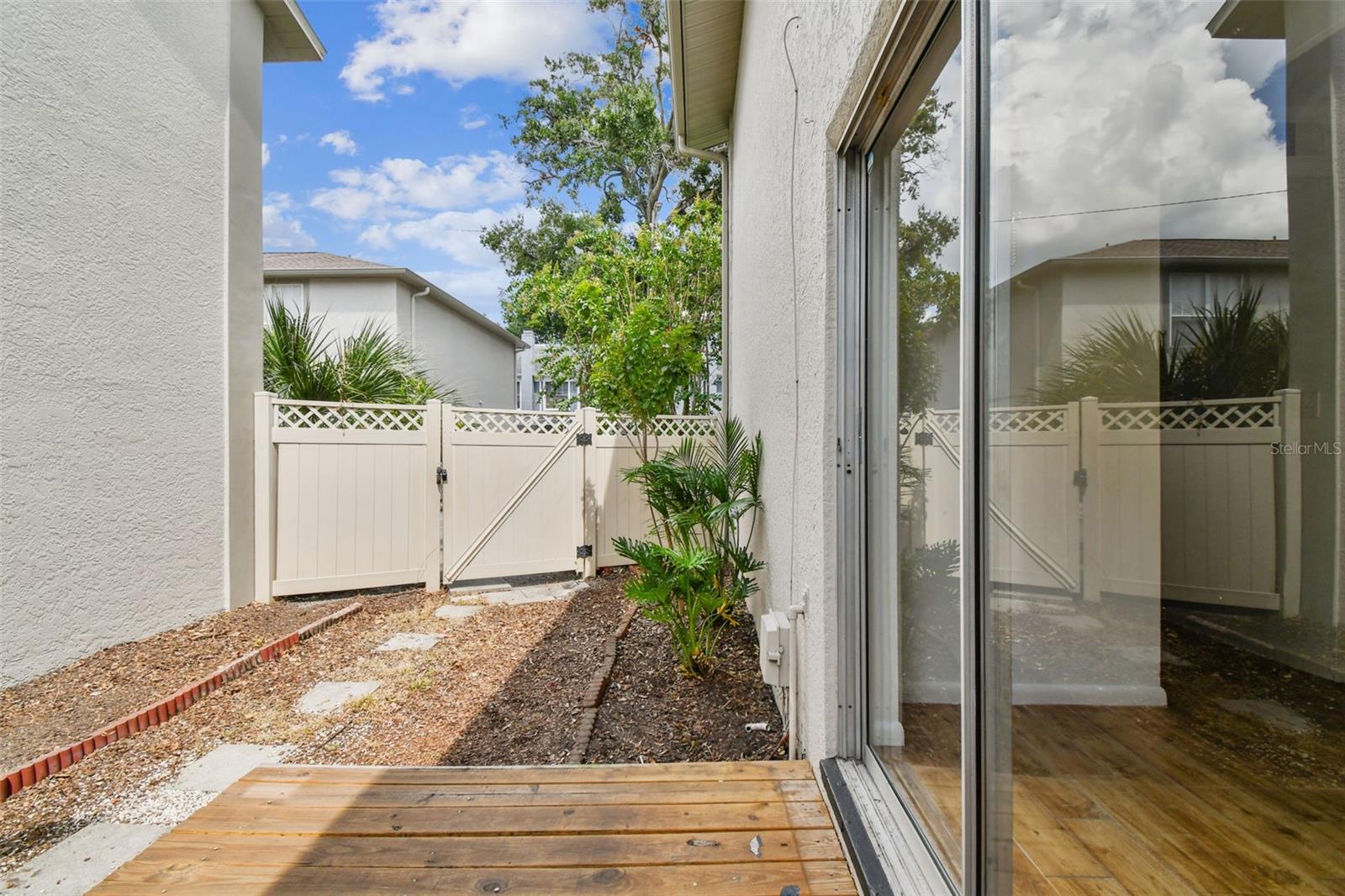 310 S DELAWARE AVE #F