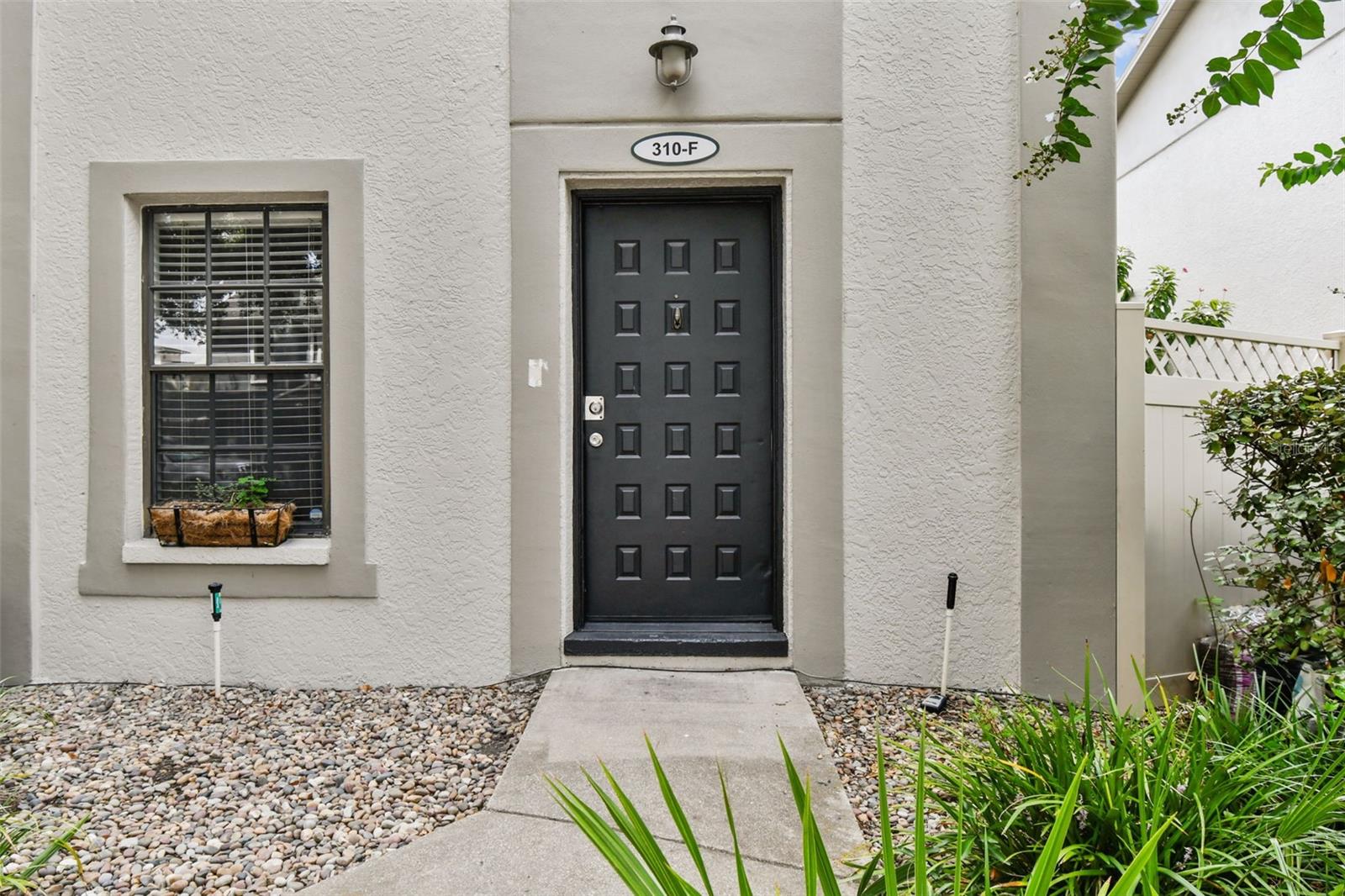 310 S DELAWARE AVE #F