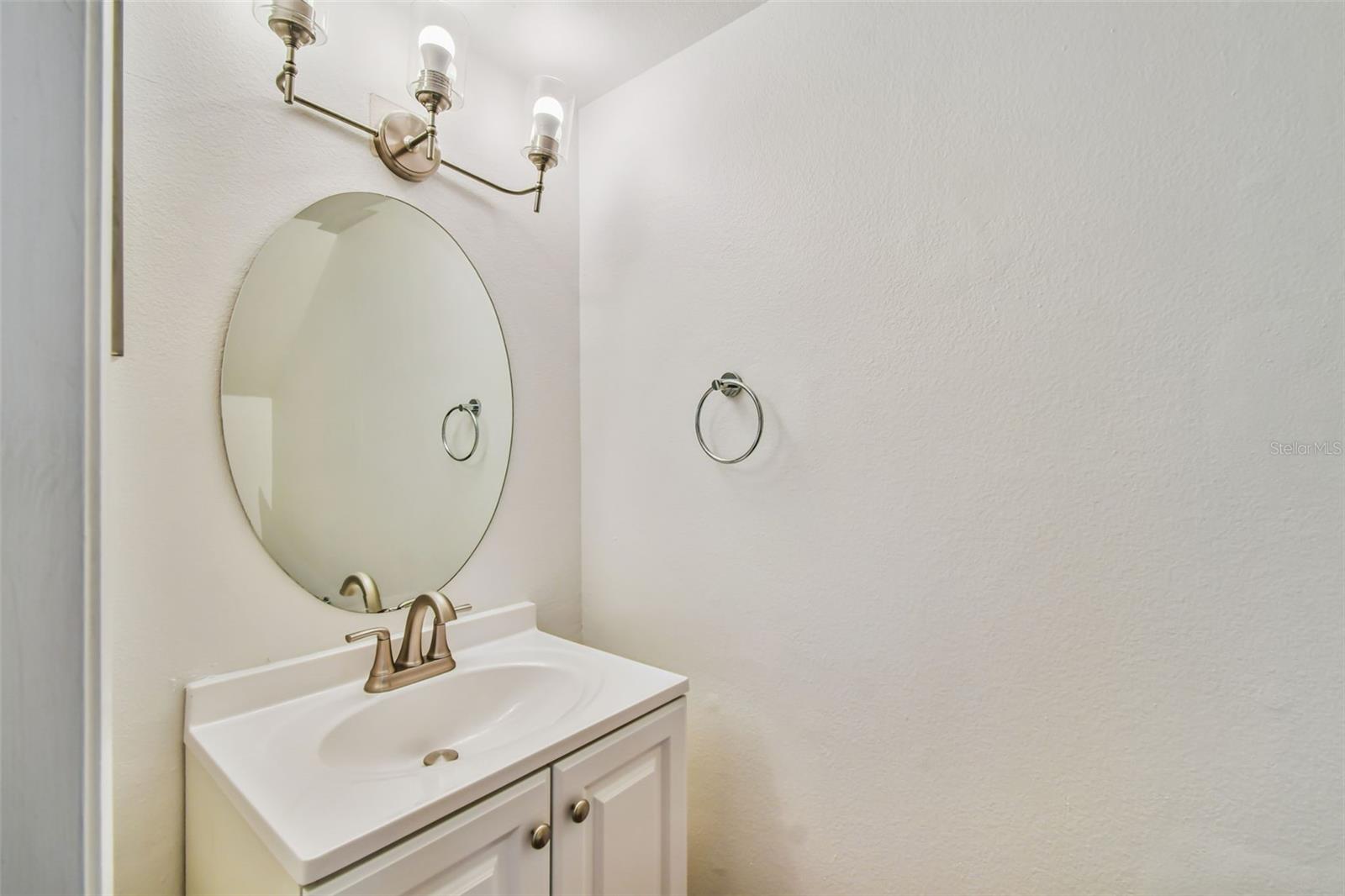 310 S DELAWARE AVE #F