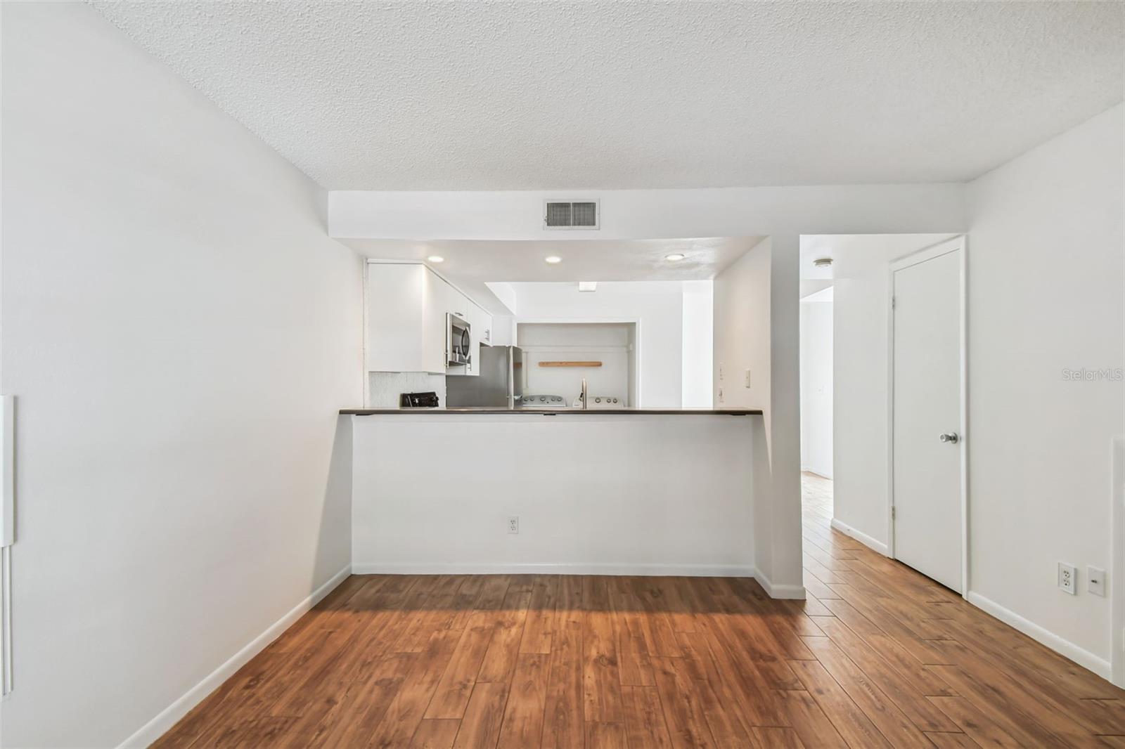 310 S DELAWARE AVE #F