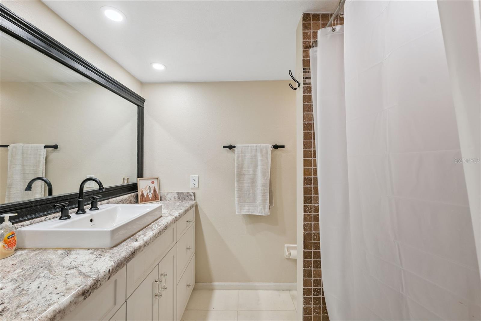 4821 W MCELROY AVE #D210