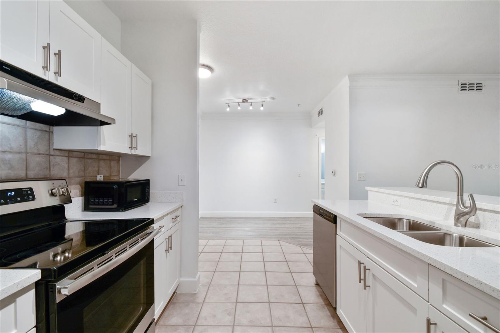 4207 S DALE MABRY HWY #2113