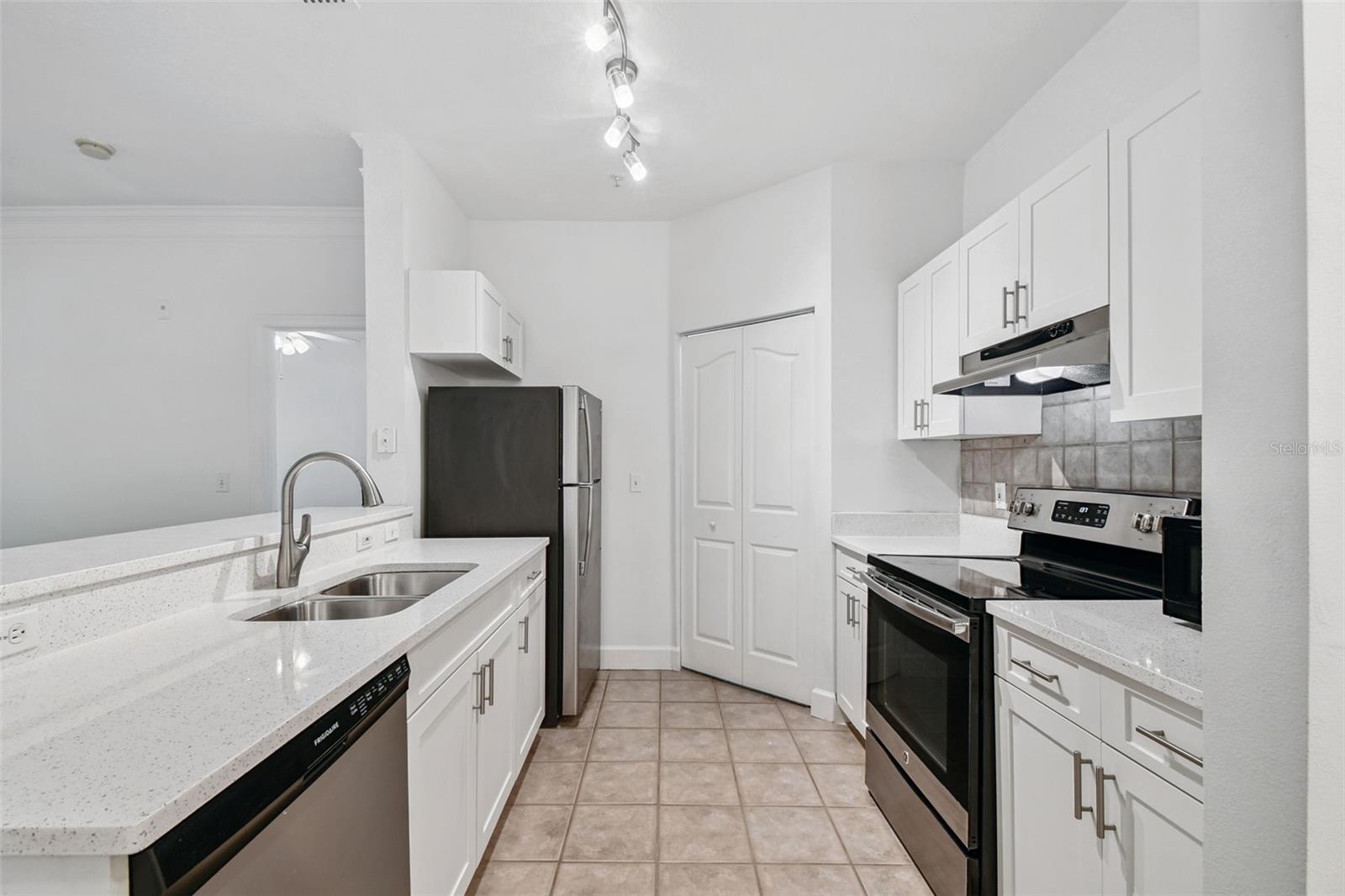 4207 S DALE MABRY HWY #2113