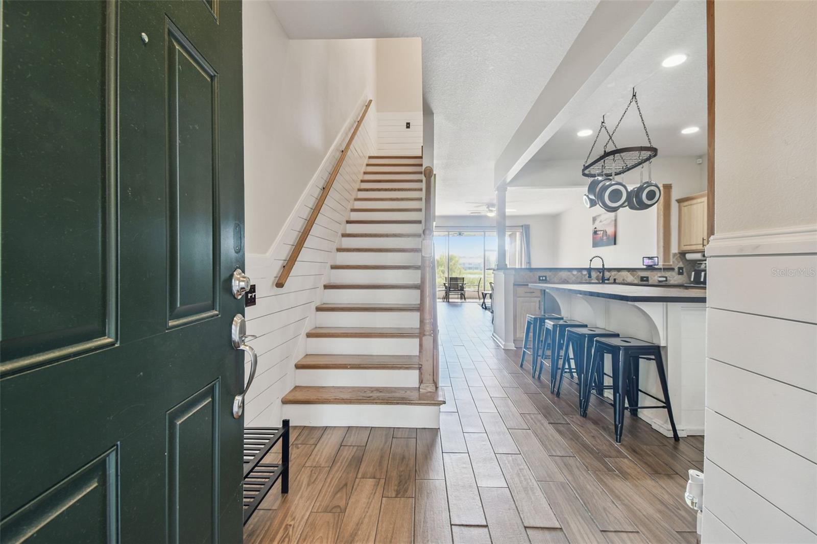 4922 BARNSTEAD DR