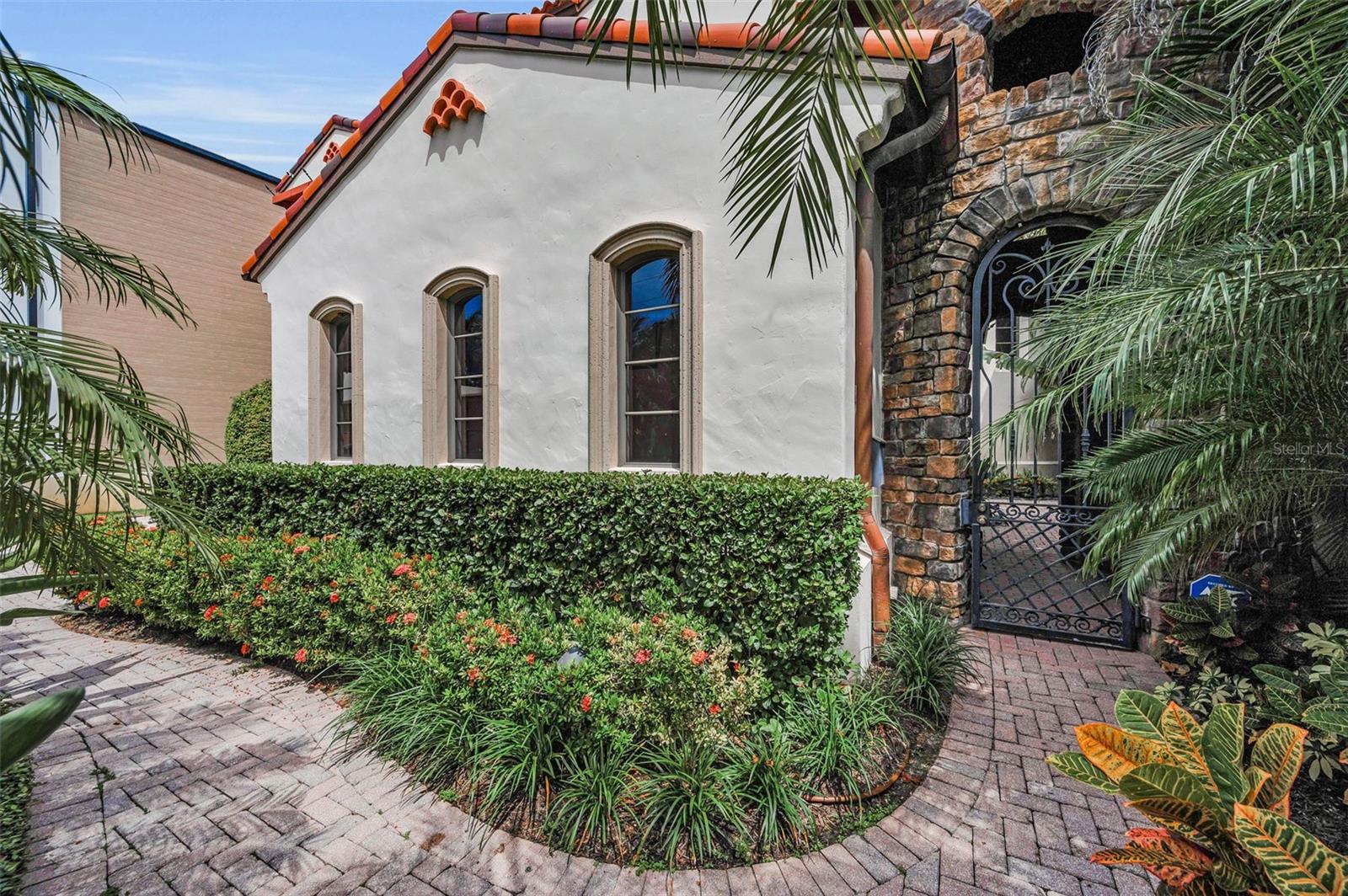 801 BRIGHTWATERS BLVD NE