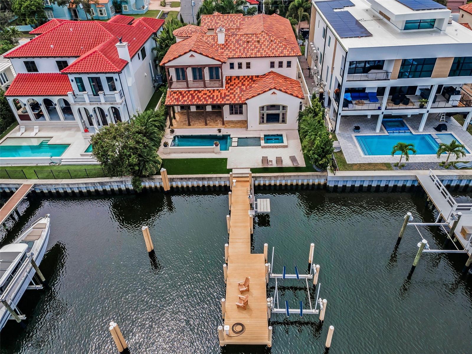 801 BRIGHTWATERS BLVD NE