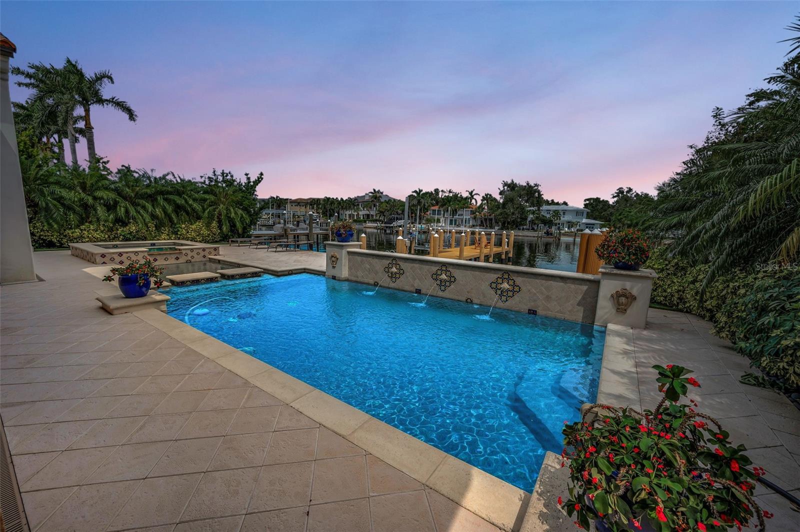 801 BRIGHTWATERS BLVD NE