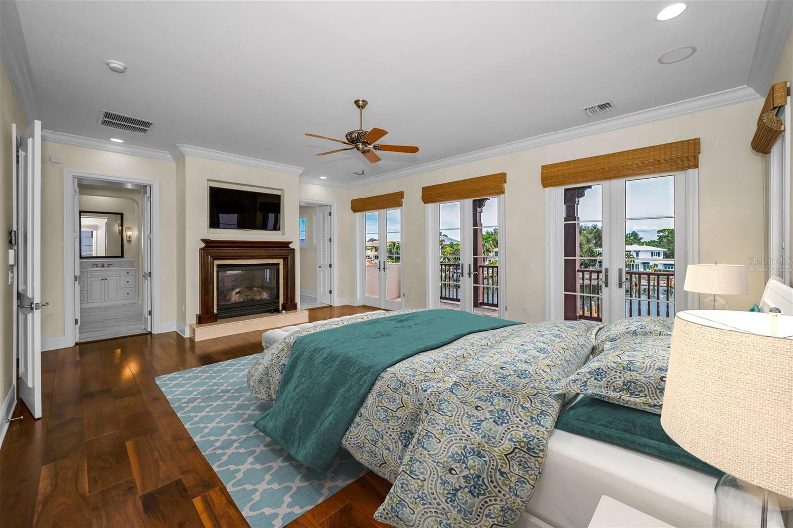 801 BRIGHTWATERS BLVD NE