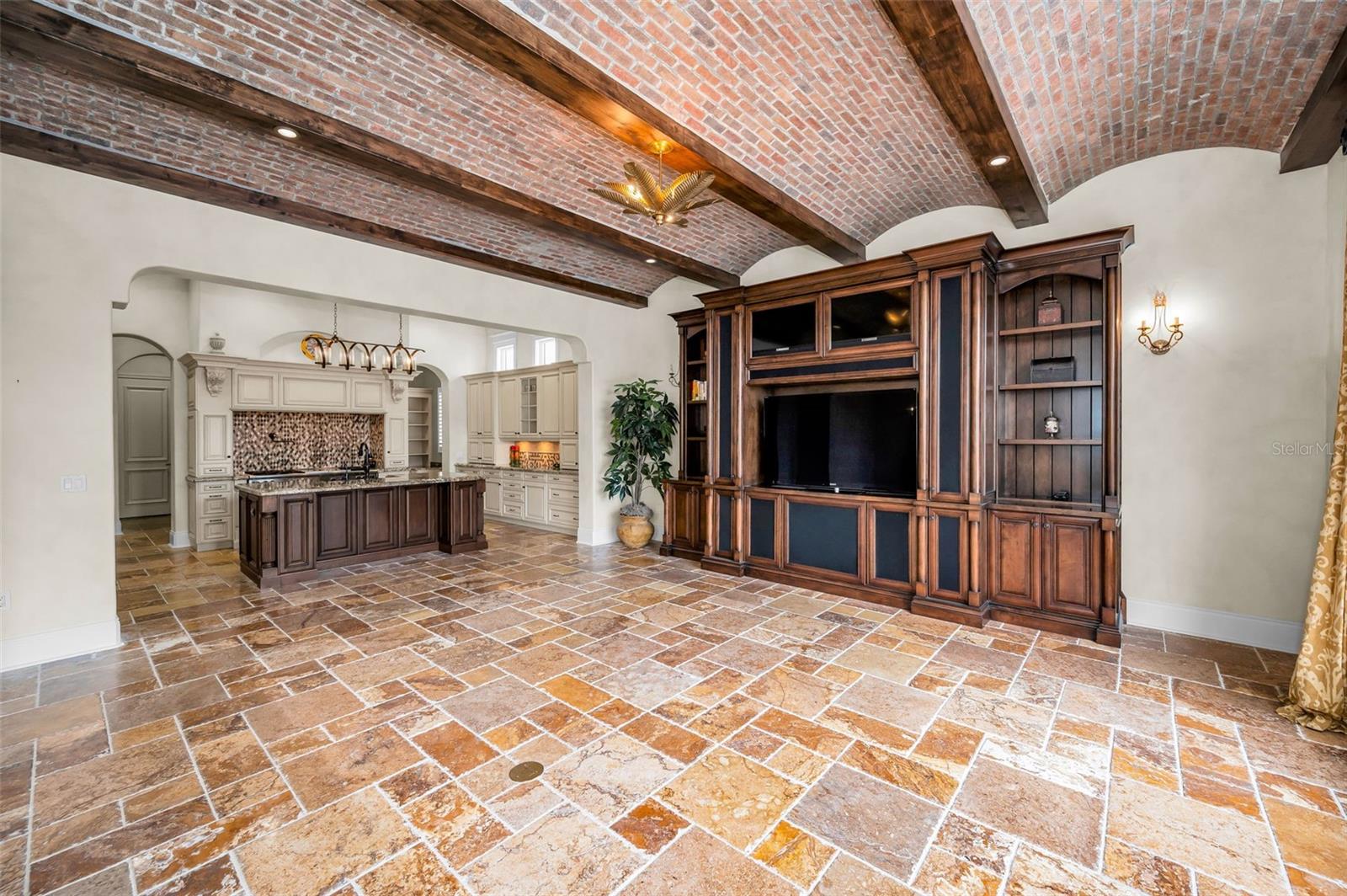 801 BRIGHTWATERS BLVD NE