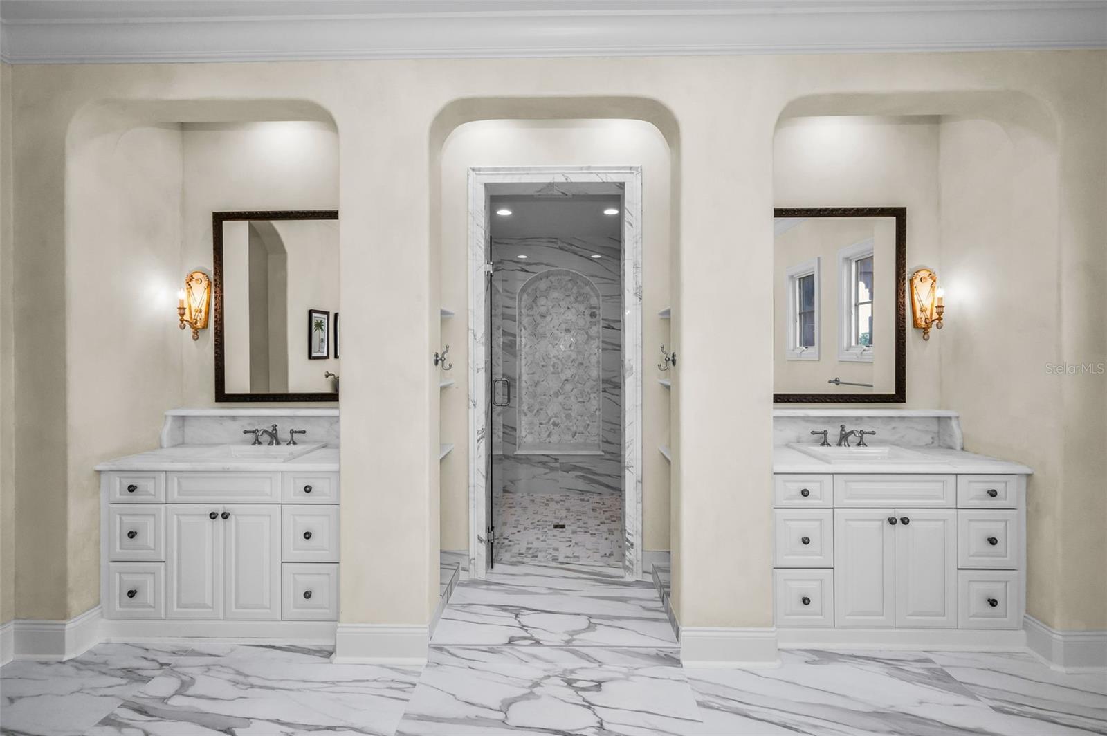 801 BRIGHTWATERS BLVD NE