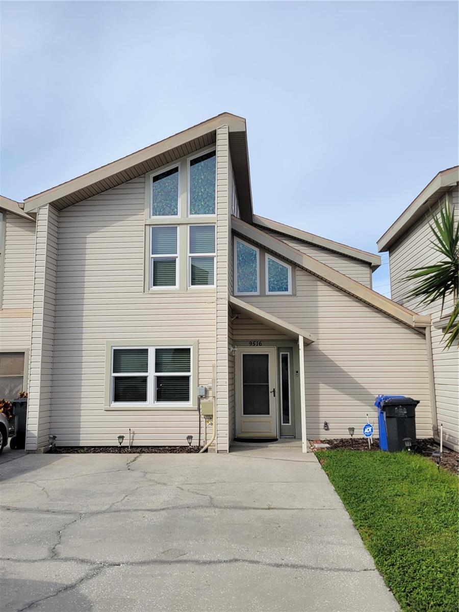 9516 CITRUS GLEN PL #43