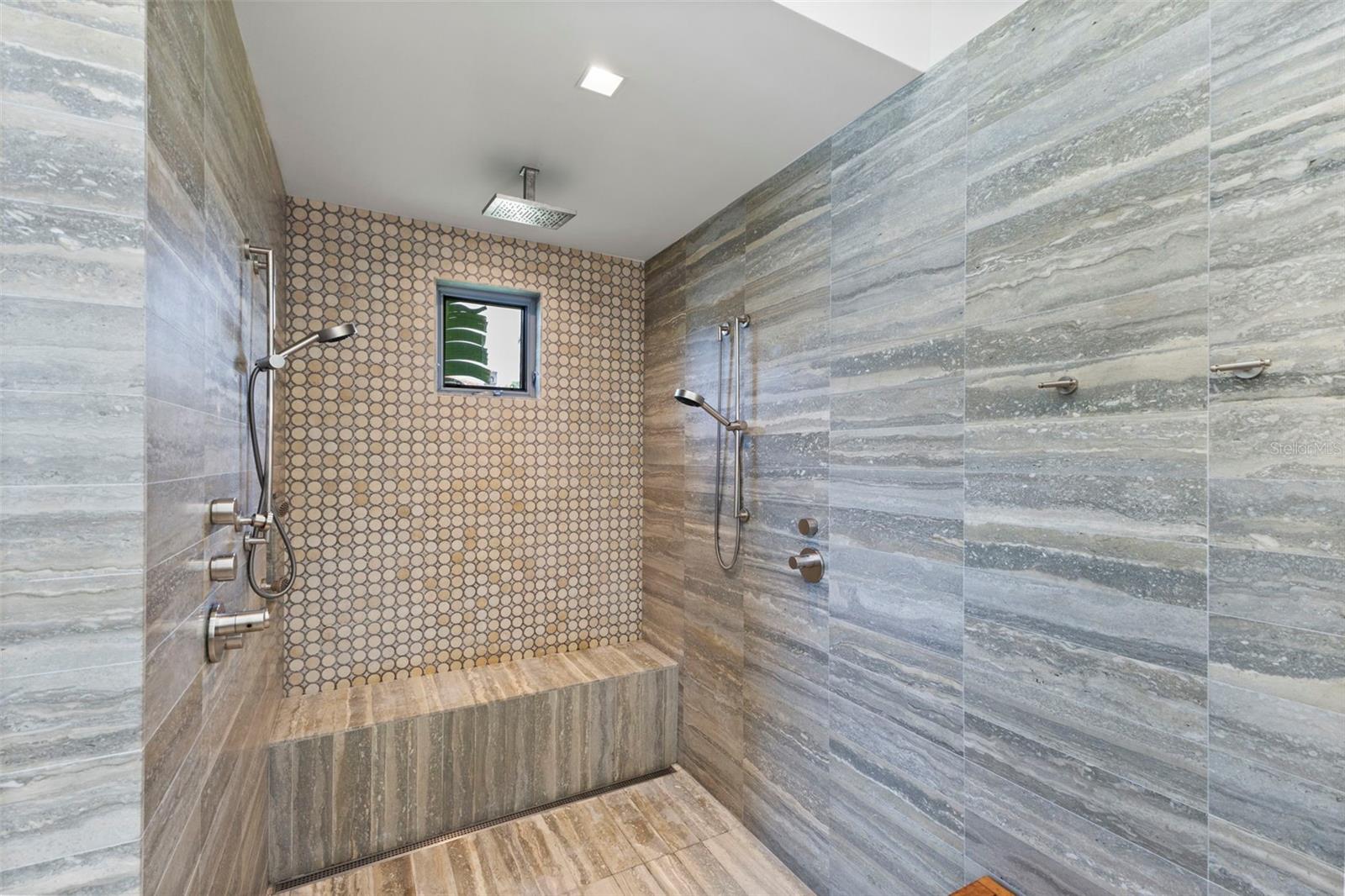 5129 W NEPTUNE WAY