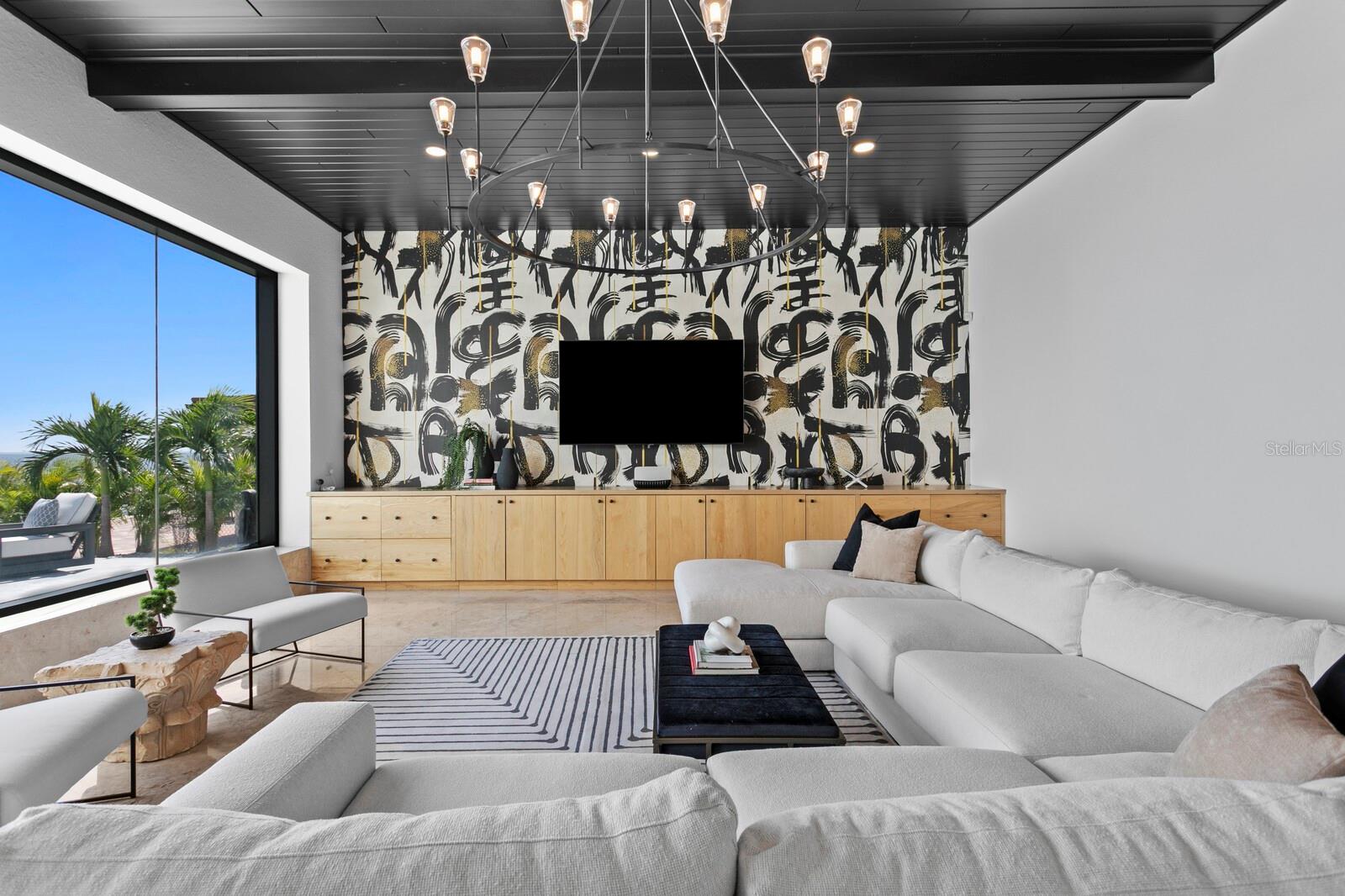 1936 CAROLINA AVE NE