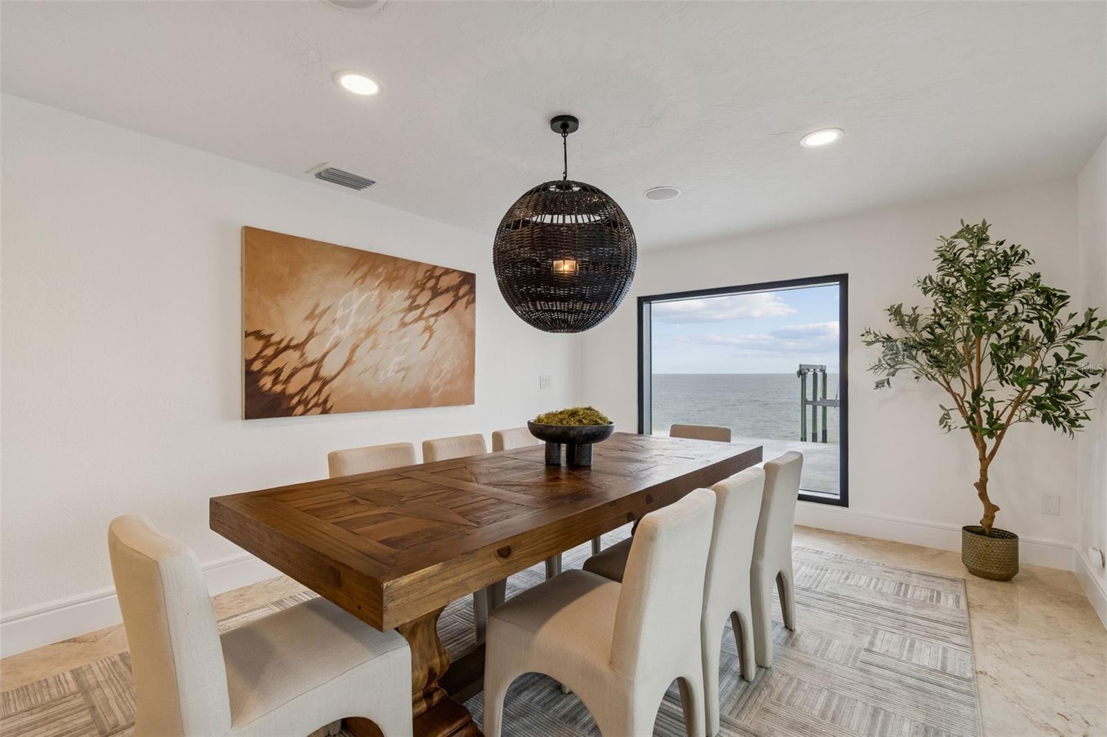 1936 CAROLINA AVE NE