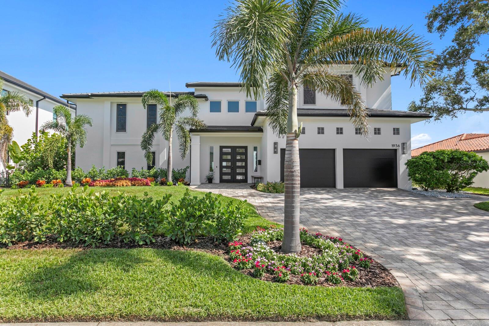 1936 CAROLINA AVE NE