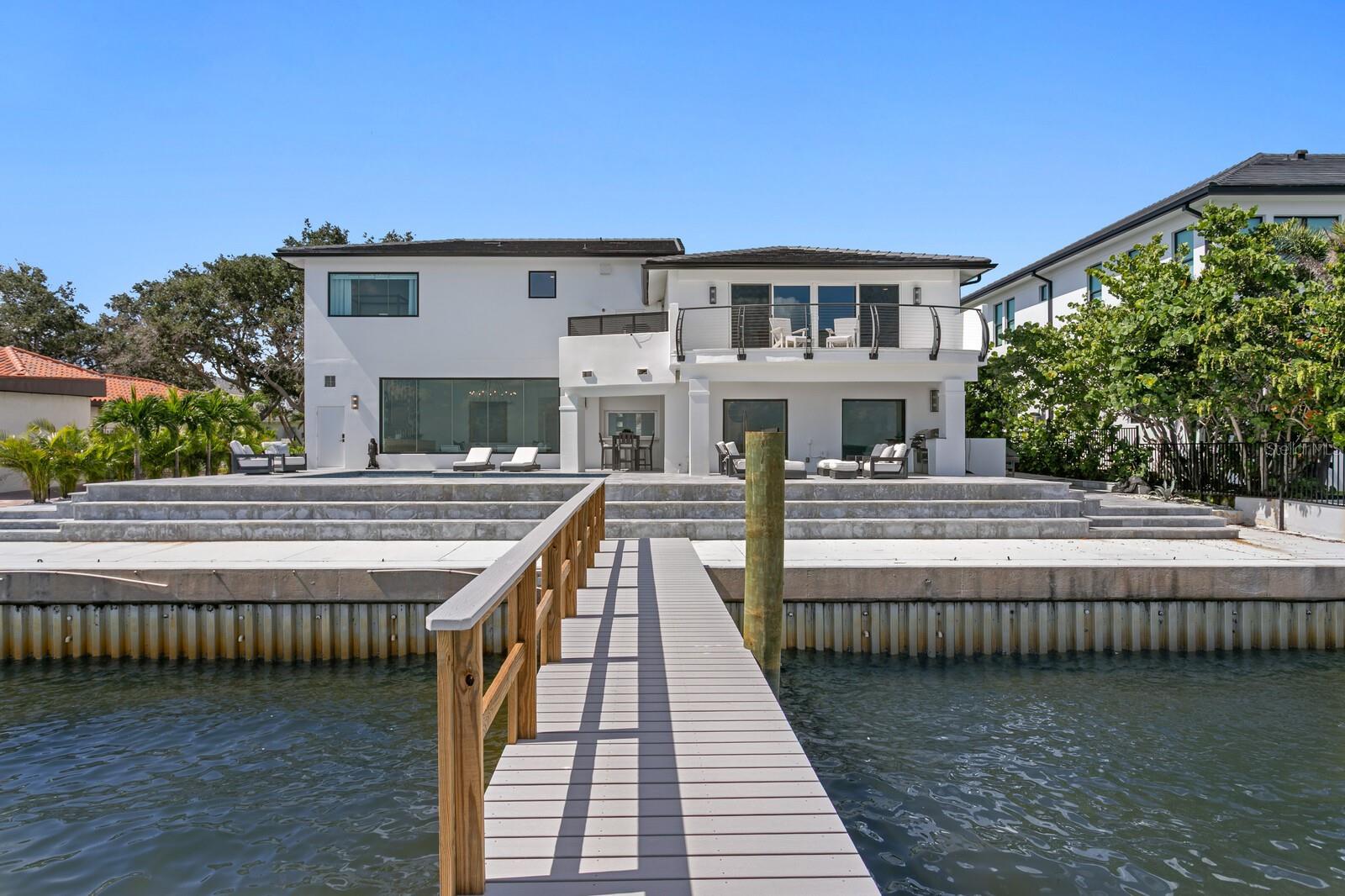 1936 CAROLINA AVE NE