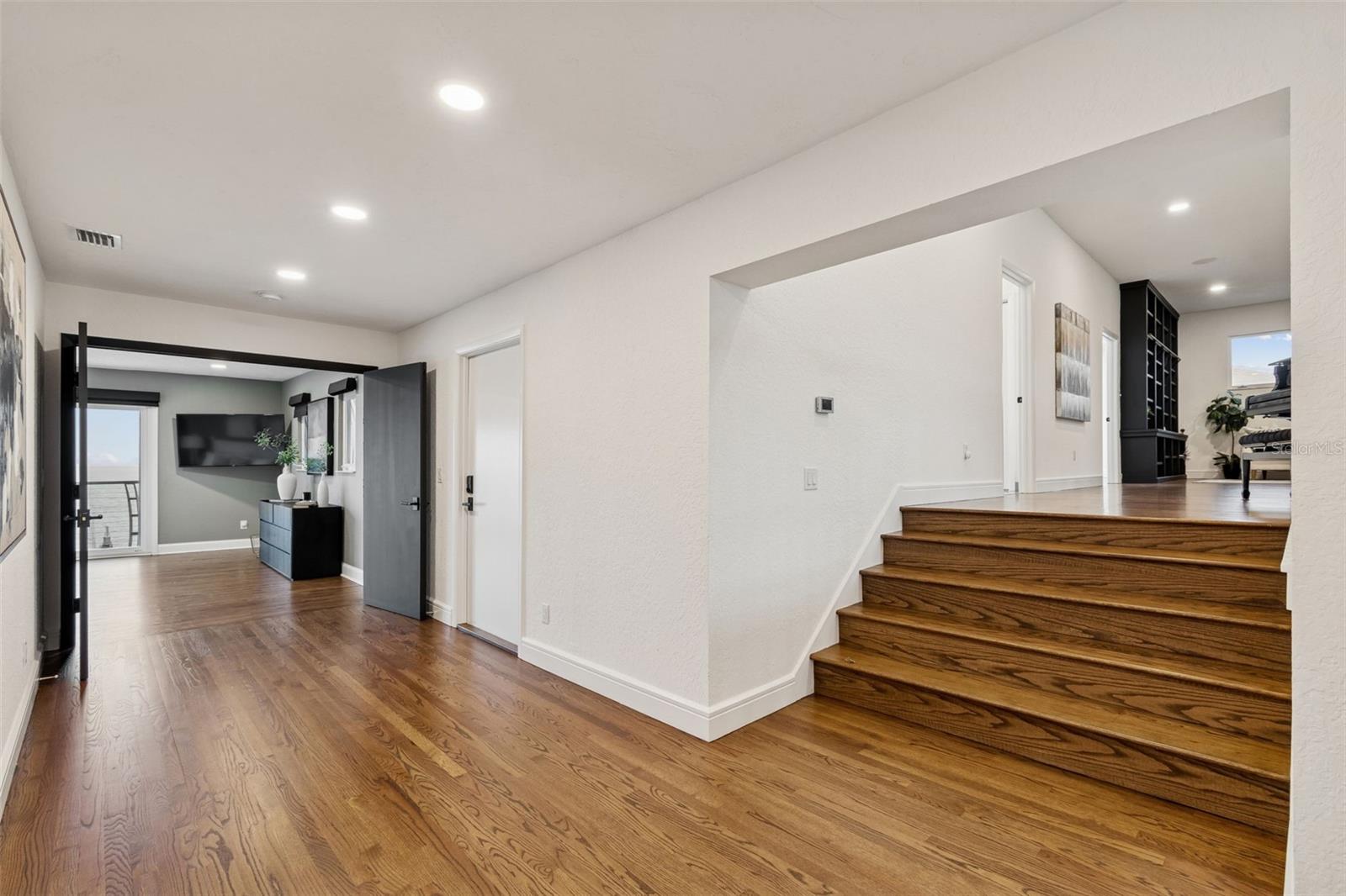 1936 CAROLINA AVE NE