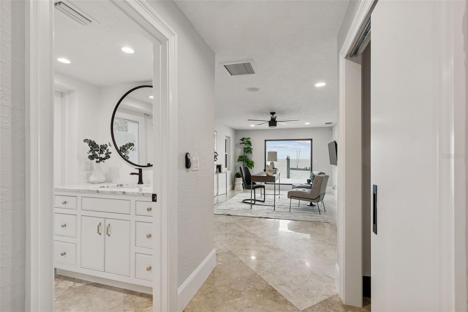 1936 CAROLINA AVE NE