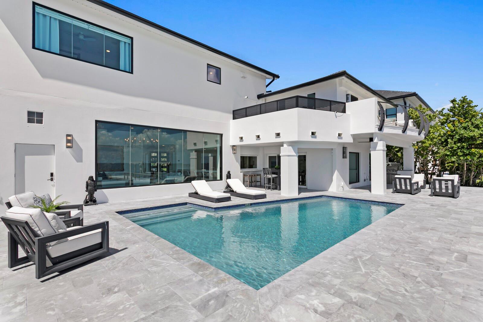 1936 CAROLINA AVE NE