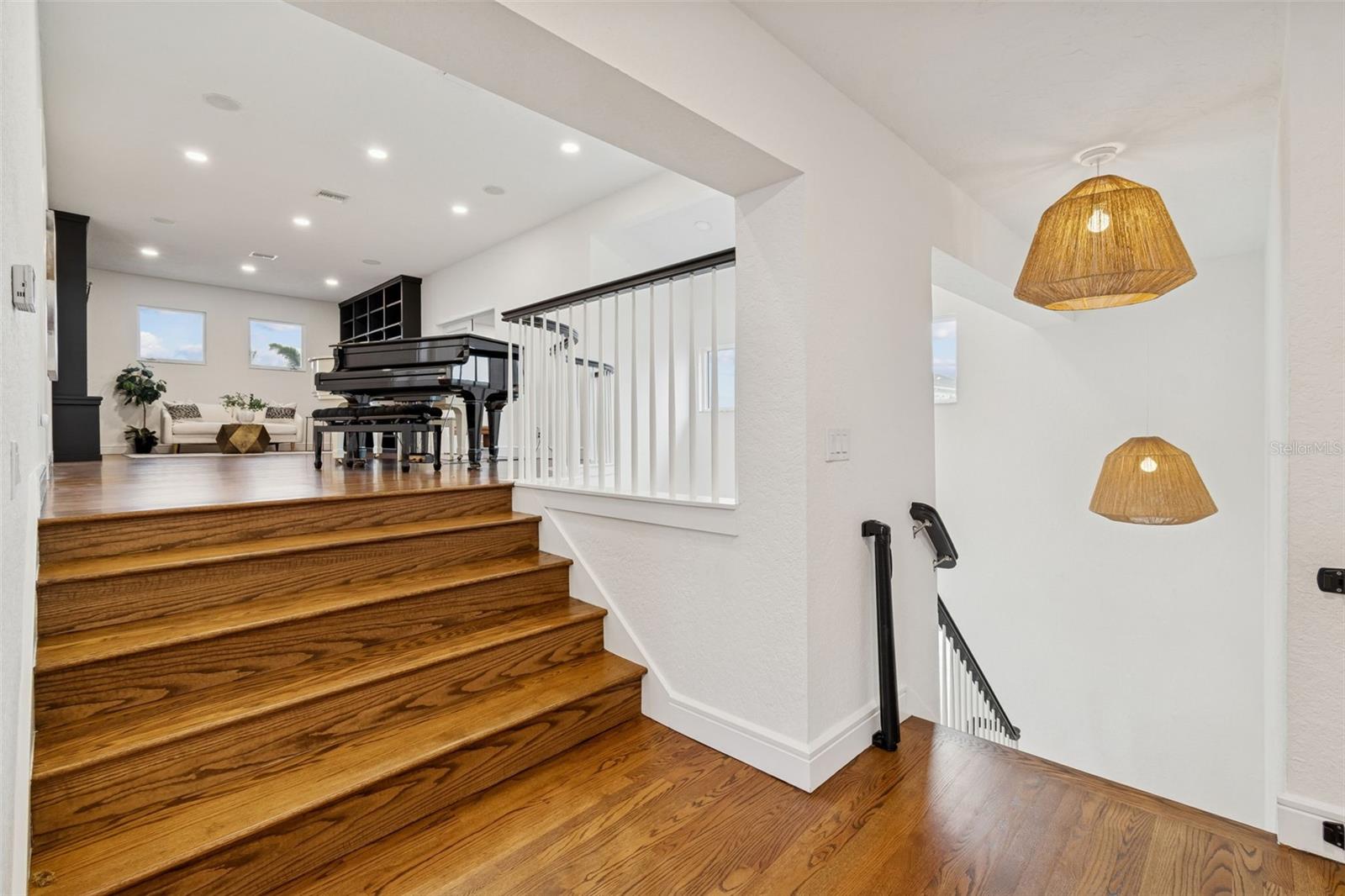 1936 CAROLINA AVE NE