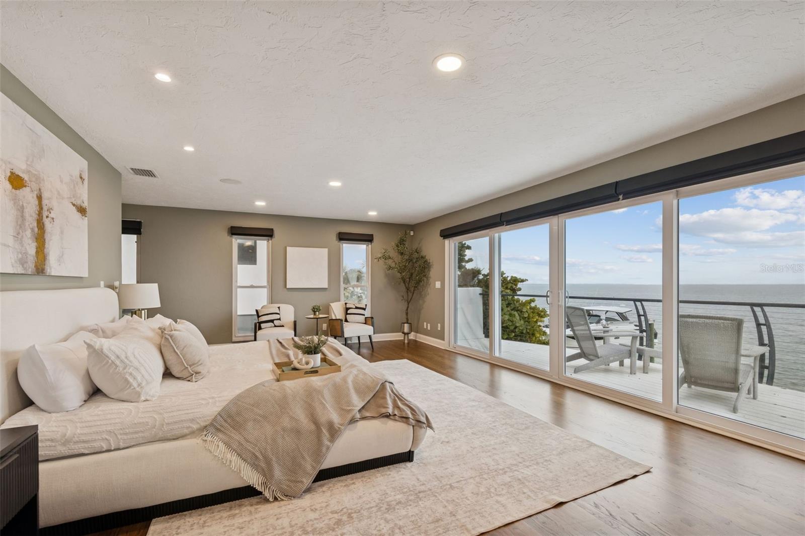 1936 CAROLINA AVE NE