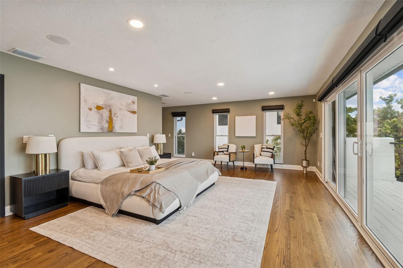 1936 CAROLINA AVE NE