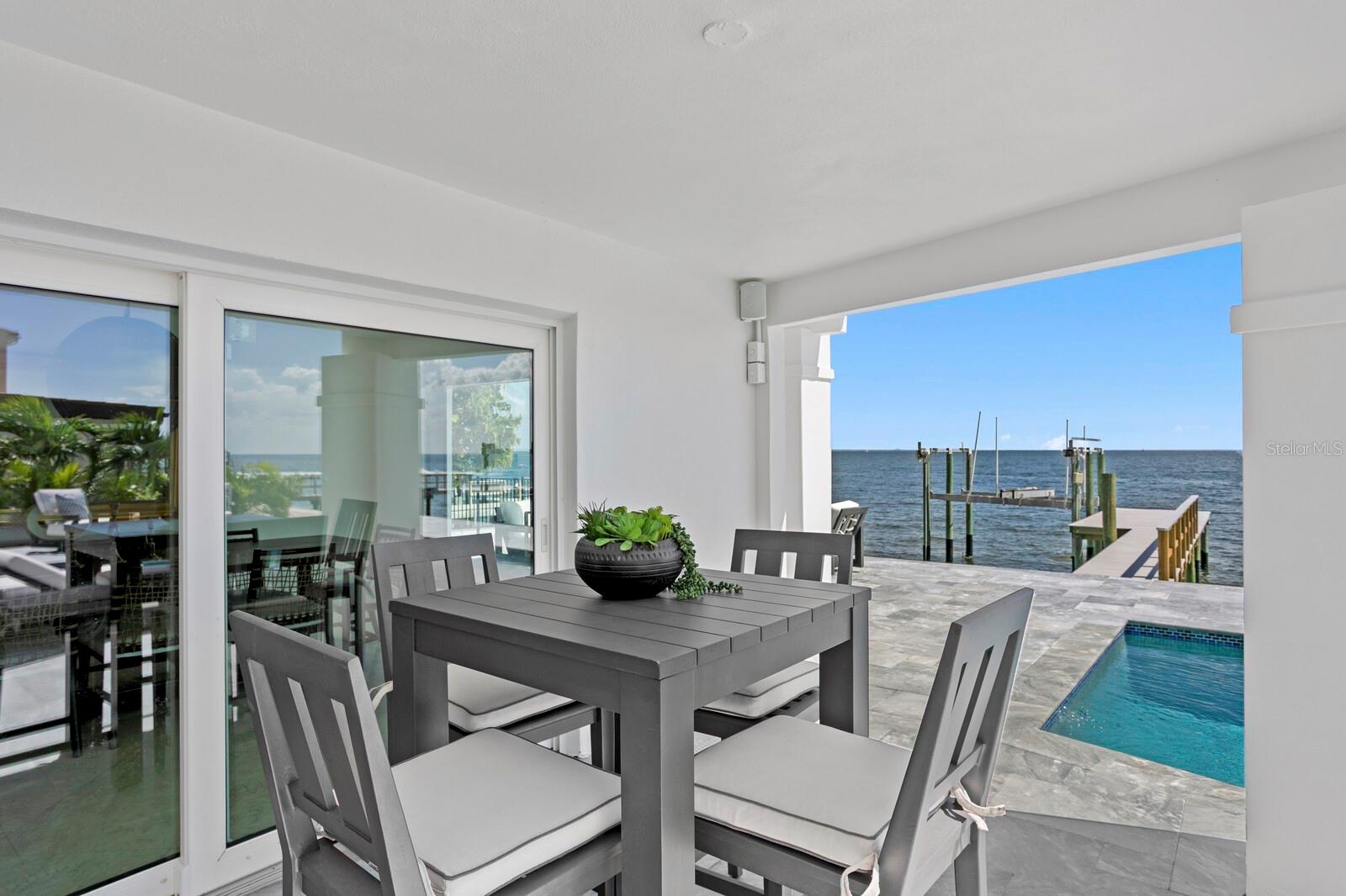 1936 CAROLINA AVE NE