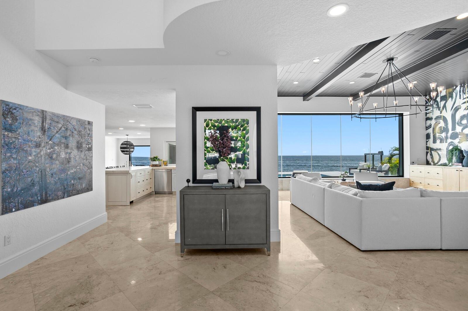 1936 CAROLINA AVE NE