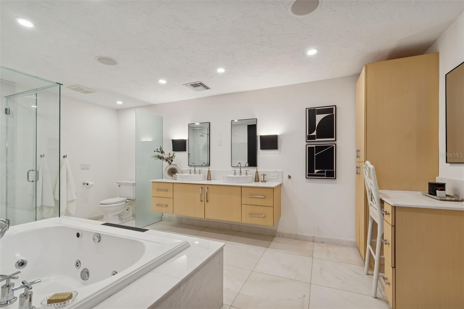 1936 CAROLINA AVE NE