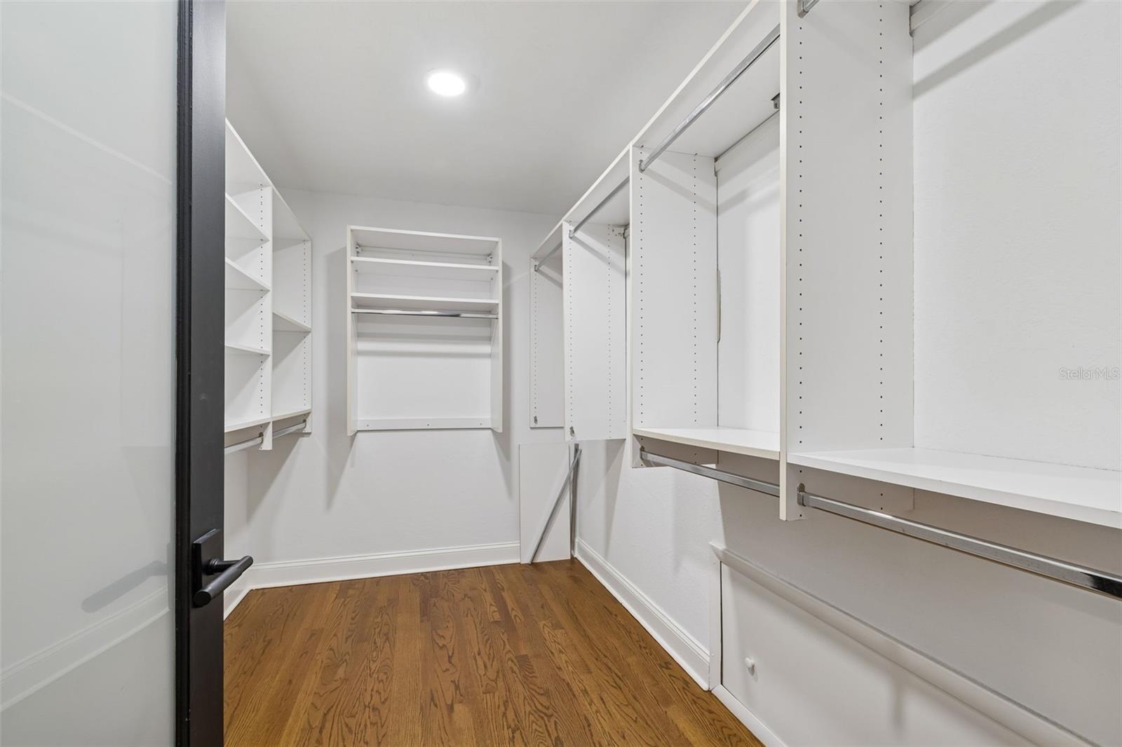 1936 CAROLINA AVE NE