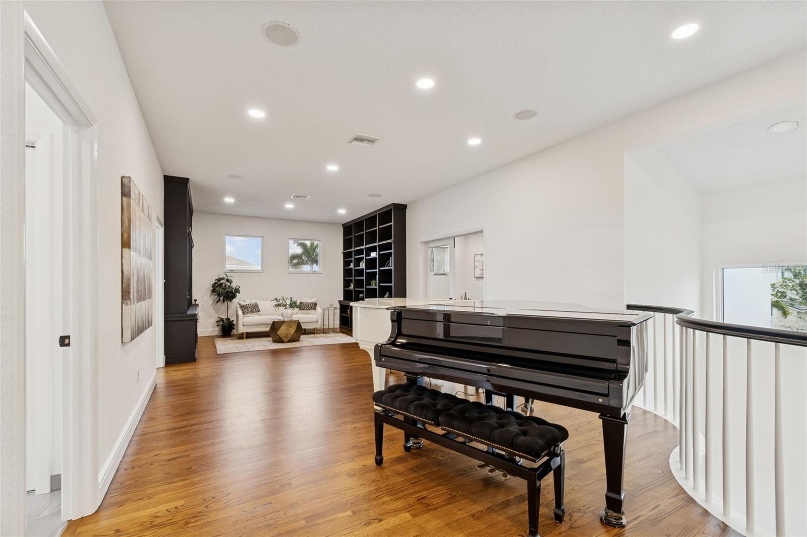 1936 CAROLINA AVE NE