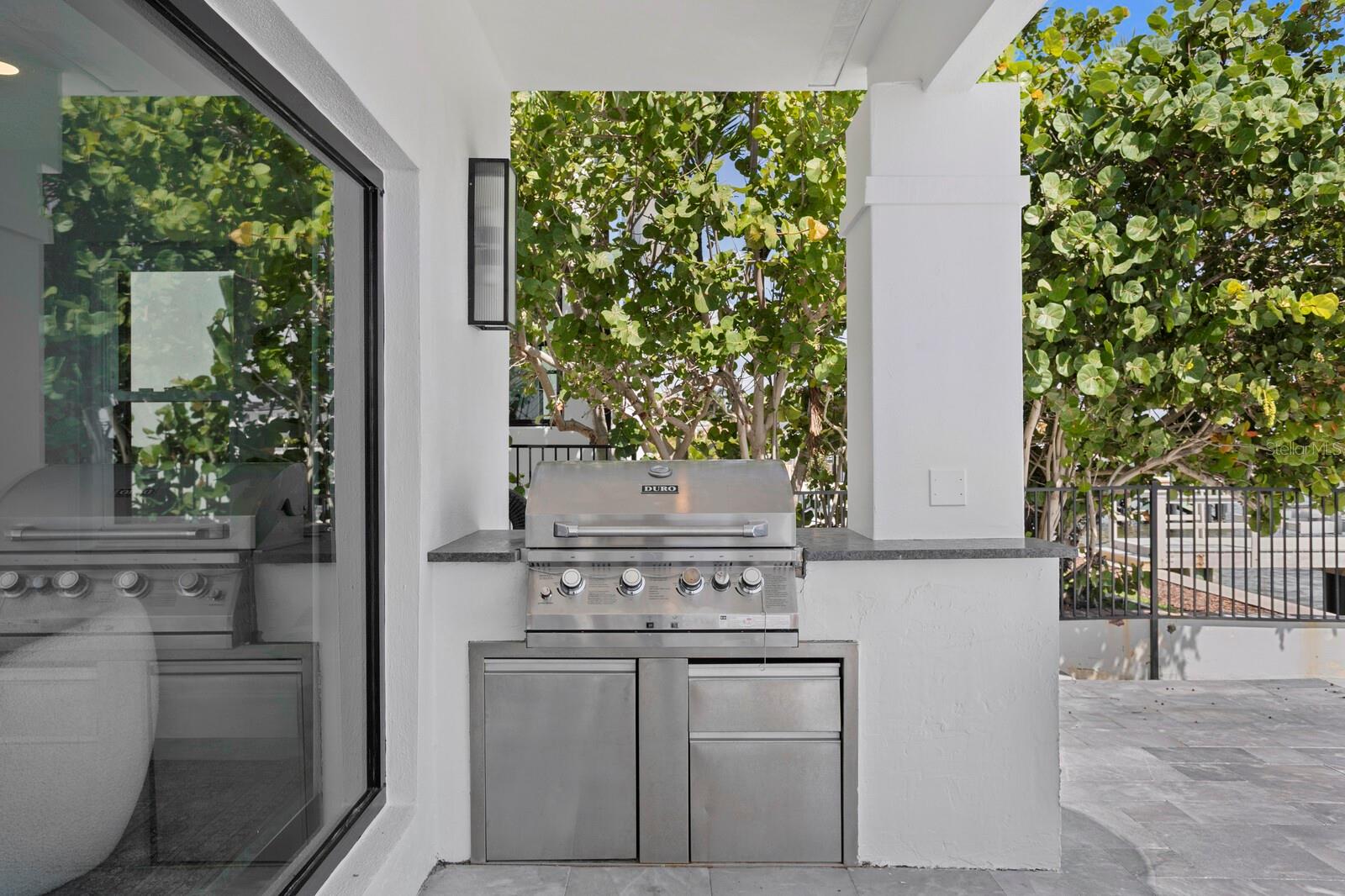 1936 CAROLINA AVE NE