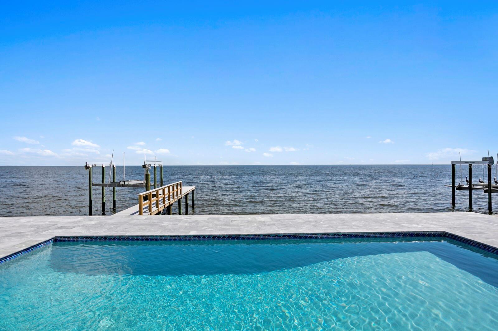 1936 CAROLINA AVE NE