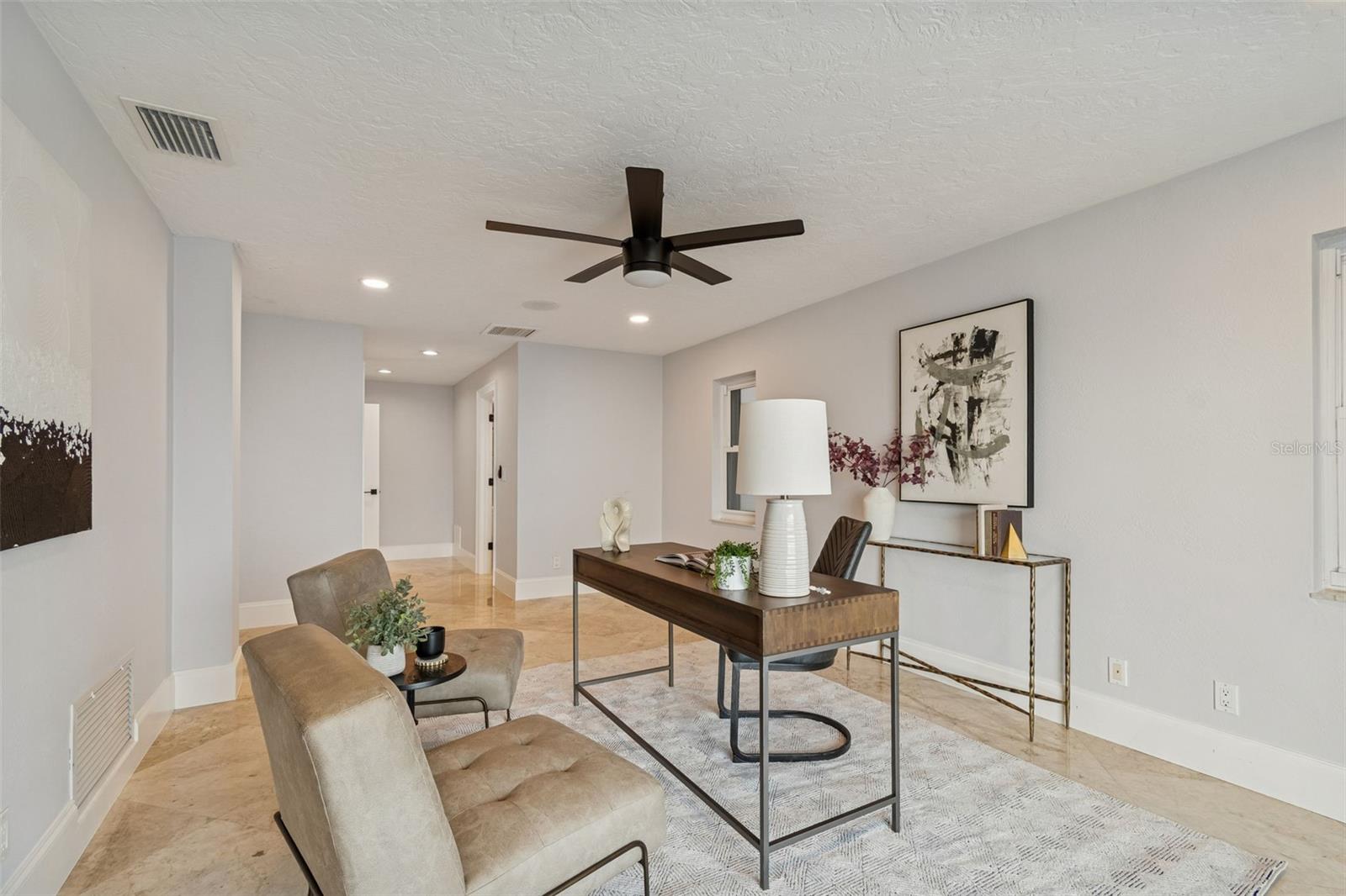 1936 CAROLINA AVE NE