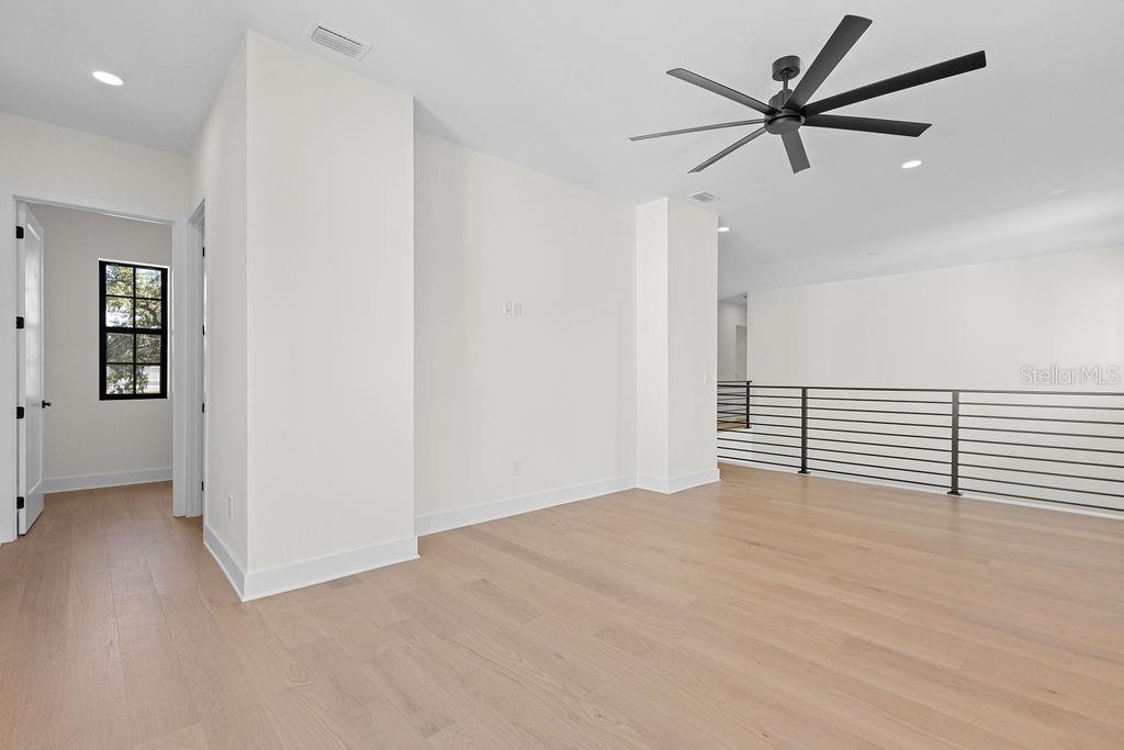3202 W LA SALLE ST