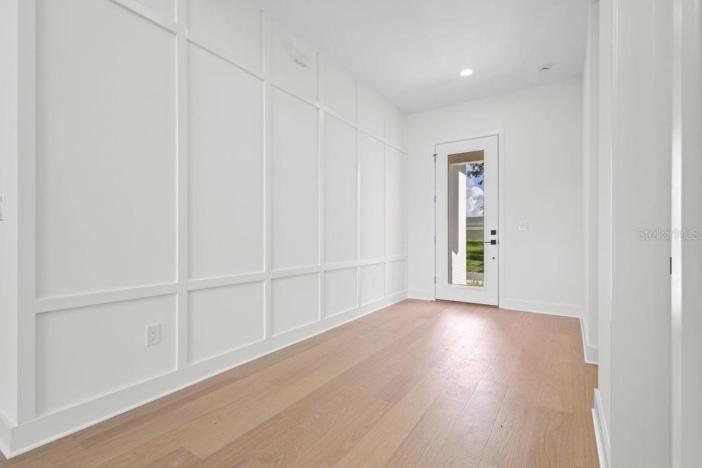 3202 W LA SALLE ST