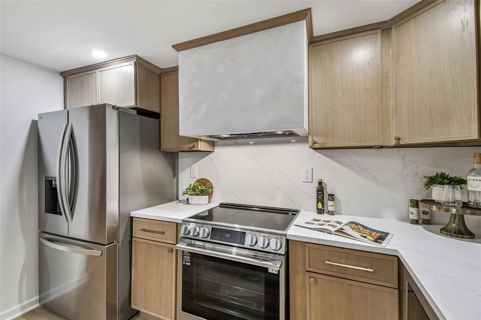 3320 W VILLA ROSA ST